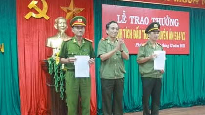 Thưởng nóng ba đơn vị Công an khám phá nhóm cướp tài sản trị giá 1,5 tỷ đồng