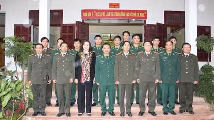 Thứ trưởng Thường trực Đặng Văn Hiếu tiếp xúc cử tri tại huyện Mường Lát (Thanh Hóa)