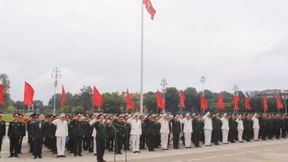 Thanh niên Công an, Quân đội tiêu biểu báo công dâng Bác