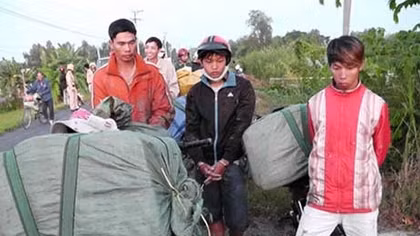 Theo chân “nài” thuốc lá lậu: Buôn lậu ngày càng manh động