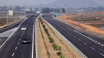 Sẽ xây dựng tuyến cao tốc Viêng Chăn - Hà Nội