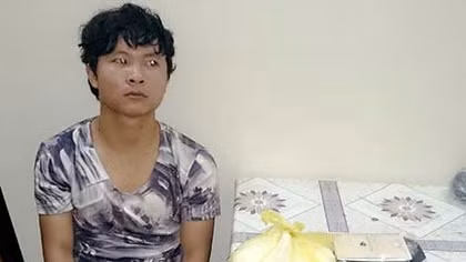 Bị bắt cùng nửa cân ma túy tổng hợp trên xe khách