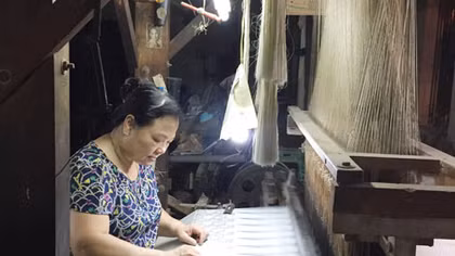 Một đời tơ lụa