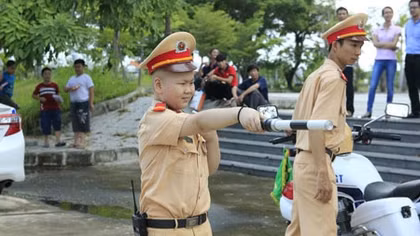 Gốc nhân bản của con người