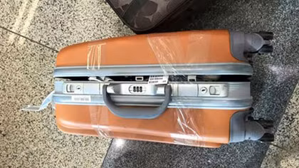 Tái diễn tình trạng bị mất đồ, phá khóa tại sân bay Nội Bài