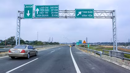 Vì sao làm đường ở Việt Nam đắt hơn thế giới?