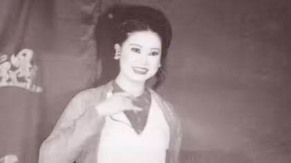 NSƯT An Chinh: Mỹ nhân lặng lẽ