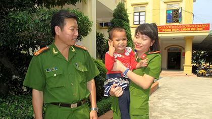 Những chuyến "hàng người"