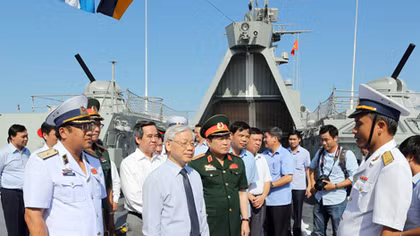 Tổng Bí thư Nguyễn Phú Trọng thăm, làm việc tại Vùng 4 Hải quân