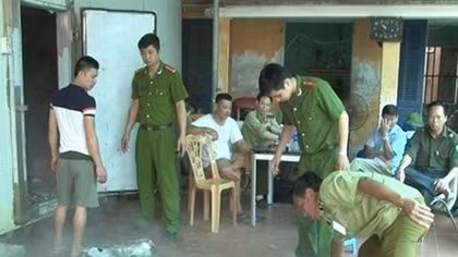 Phát hiện kho đông lạnh chứa khoảng 5 tấn nội tạng hôi thối và mốc xanh