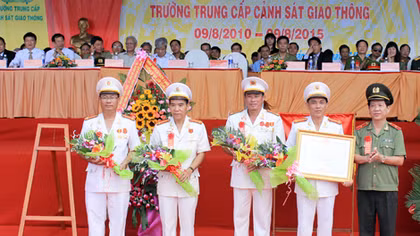 Đổi thay ở ngôi trường trụ vững trên vùng cát