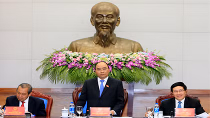 Thủ tướng Nguyễn Xuân Phúc chủ trì phiên họp đầu tiên của Chính phủ mới được kiện toàn