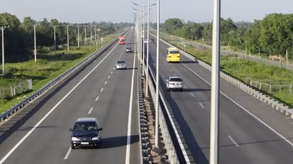 Hơn 6.700 tỷ đồng xây đường cao tốc Hàm Nghi - Vũng Áng
