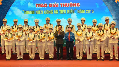 Rạng rỡ những mùa xuân chiến công