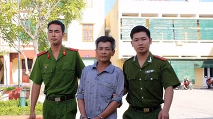 Nếu kẻ ngồi sau là... cướp