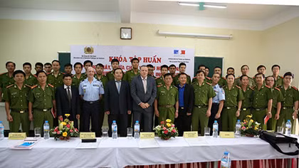 Tập huấn PCCC và cứu nạn cứu hộ cho Cảnh sát Việt Nam và Lào