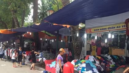 Hội chợ cho trẻ em “treo đầu dê bán thịt chó”