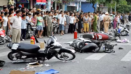 Mỗi ngày có 24 người chết vì tai nạn giao thông