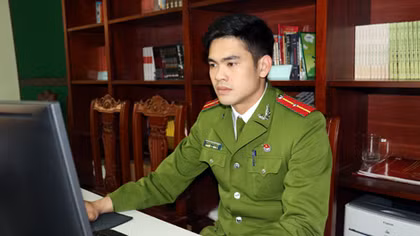 Cứu người bị rơi dưới hầm sâu 70m