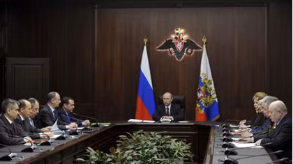 Tổng thống Putin bất ngờ ra lệnh rút quân khỏi Syria