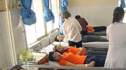 Hơn 50 công nhân nhập viện nghi ngộ độc thực phẩm