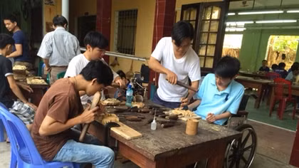 Những người biết vượt lên số phận
