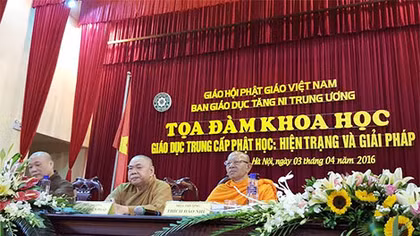 Gắn bó hơn nữa đạo và đời