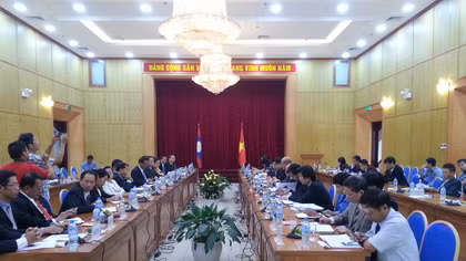 Thúc đẩy hợp tác đầu tư Việt Nam- Lào 