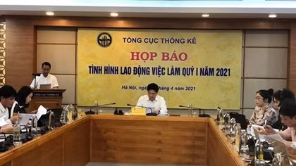 Tỷ lệ lao động thiếu việc làm tăng so với quý trước
