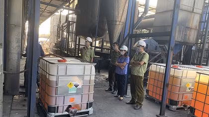Tiêu huỷ hơn 11 nghìn lít xăng kém chất lượng