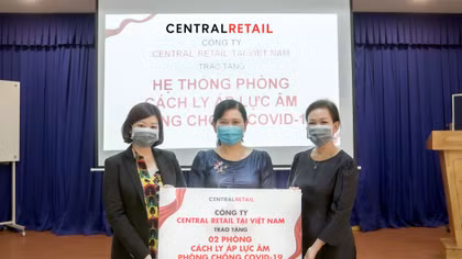 Tặng 4 phòng cách ly áp lực tại Hà Nội và TP Hồ Chí Minh