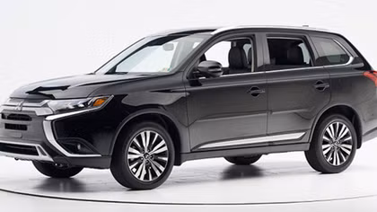Mitsubishi triệu hồi nhiều dòng xe vì lỗi kỹ thuật