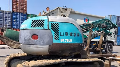 Hải quan TP Hồ Chí Minh đề xuất bán phụ tùng 19 xe tang vật