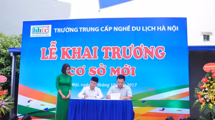Trung cấp nghề du lịch Hà Nội khai trương cơ sở mới