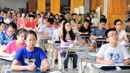 Hạ nhiệt tuyển sinh đầu cấp và vấn nạn “chạy trường”
