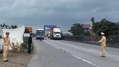 Khởi tố vụ án hình sự Làm lây lan dịch bệnh truyền nhiễm nguy hiểm