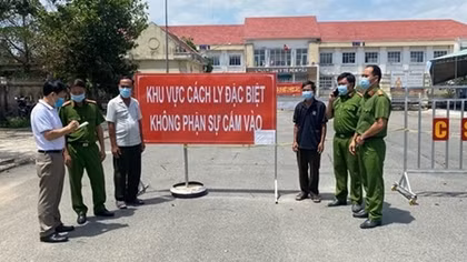 Ngăn COVID-19 ở biên giới Tây Nam