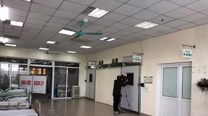 Hàng loạt trường đại học cho sinh viên nghỉ học tránh virus Corona