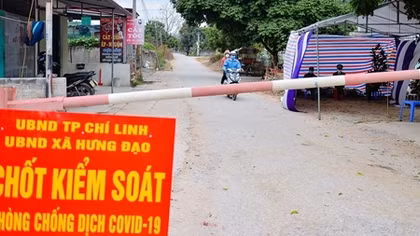 Nhà trai 60 người từ Hà Nội đến Chí Linh đón dâu