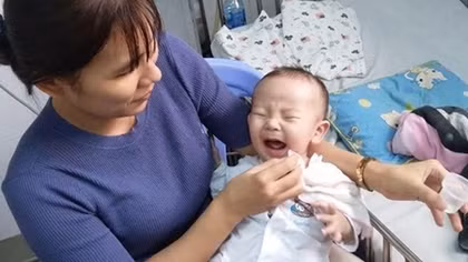 Can thiệp tim cứu sống cô bé 7 tháng tuổi