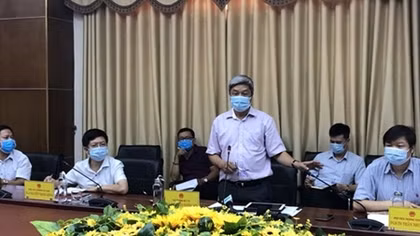Thứ trưởng Bộ Y tế Nguyễn Trường Sơn gửi tâm thư kêu gọi chung tay chống dịch