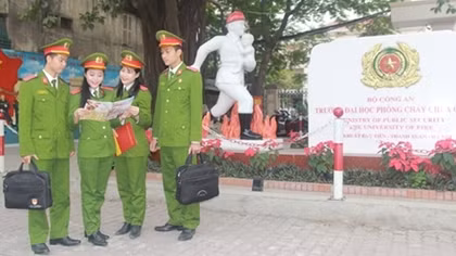 Cơ hội cho 100 cử nhân ưu tú khoác trên mình sắc phục CAND