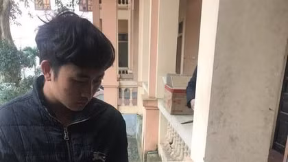 Thu giữ 2 thùng quả anh túc tươi