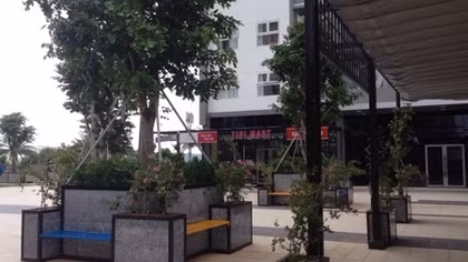 Người dân bức xúc sau khi mua căn hộ cao cấp