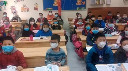 Giả mạo công văn cho học sinh tiếp tục nghỉ học 