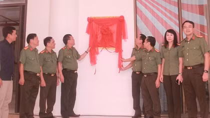Gắn biển công trình Nhà thi đấu CAND