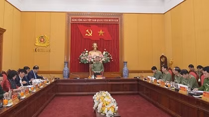 Tăng cường tiềm lực Công an cấp huyện, hiện đại hóa Cảnh sát Cơ động