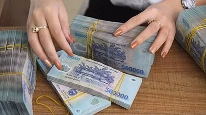 Tìm nạn nhân bị lừa hùn vốn kinh doanh sim, thẻ, điện thoại