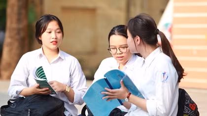 Hà Nội loại học sinh có học lực trung bình khỏi lớp chuyên