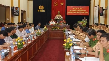 Ngăn chặn, xử lý kịp thời xe ô tô chở hàng quá trọng tải